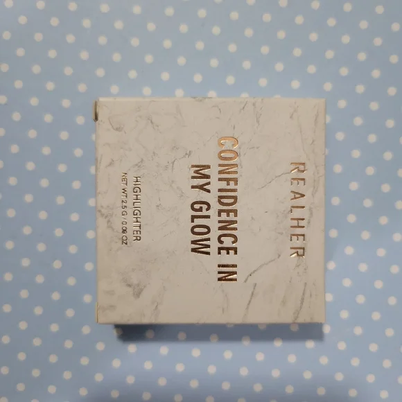 Powder Highlighters - Picture 6 of 7